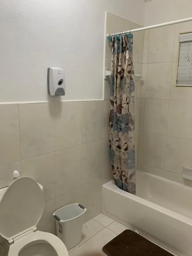 קולונל היל Nature'S Delight Lodge