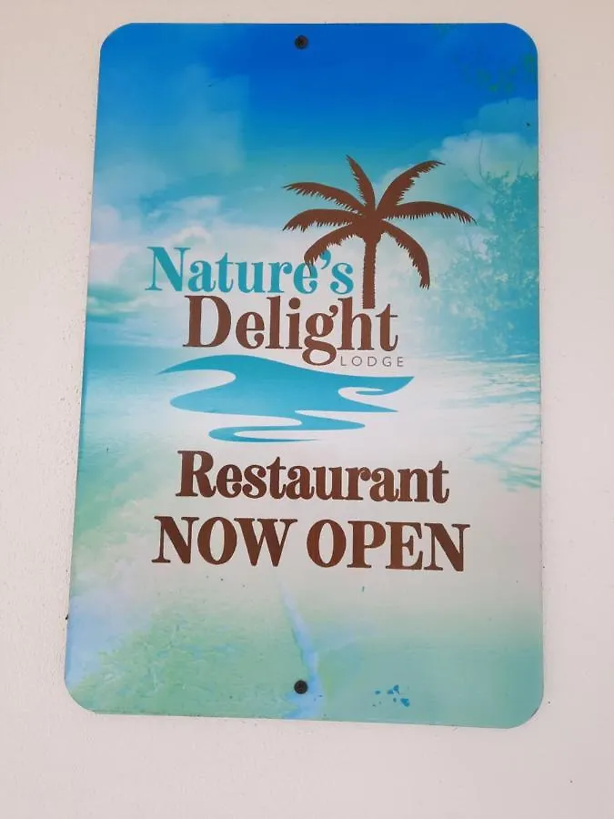 קולונל היל Nature'S Delight Lodge בית נופש